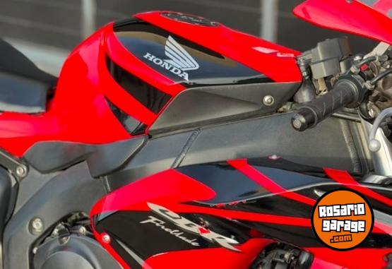 Motos - Honda CBR 1000 RR 2007 Nafta 34000Km - En Venta