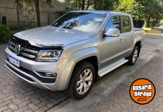 Camionetas - Volkswagen AMAROK V6 HIGHLINE 2023 Diesel 12500Km - En Venta