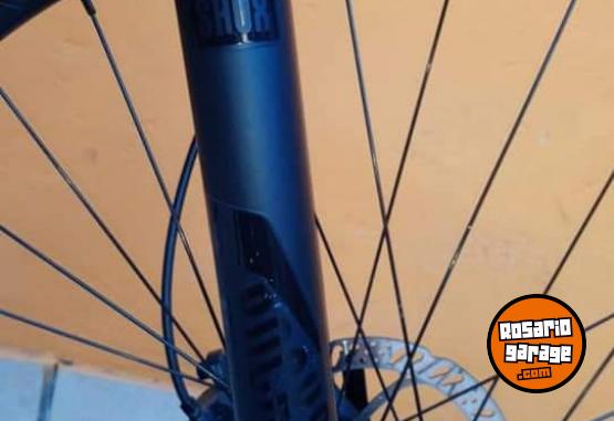 Deportes - Su-Basta-Da!!! CANNONDALE TRAIL 4. ALUMINIO. 3 X 9 DEORE. ACERA. HORQUILLA ROCK SHOCK. MUY POCO USO! - En Venta