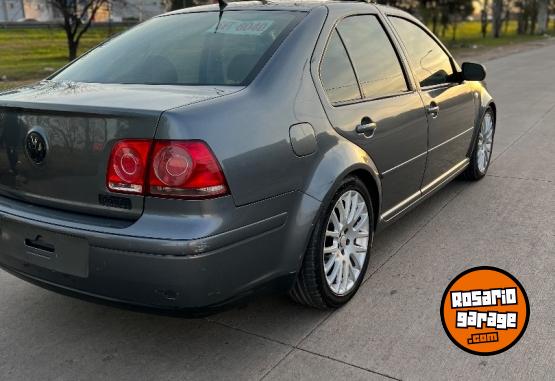 Autos - Volkswagen Bora 2011 Nafta 203000Km - En Venta