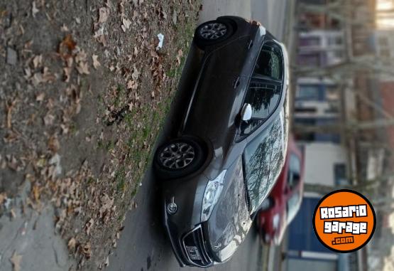 Autos - Peugeot 208 2015 Nafta 111111Km - En Venta