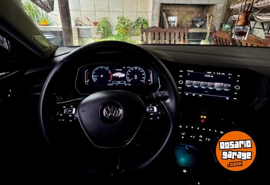 Autos - Volkswagen Ventó HIGHLINE TSI gli gr 2020 Nafta 128000Km - En Venta