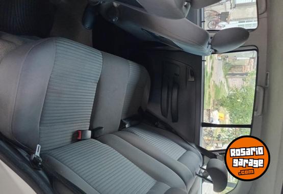 Autos - Volkswagen Suran 2010 Nafta 111Km - En Venta