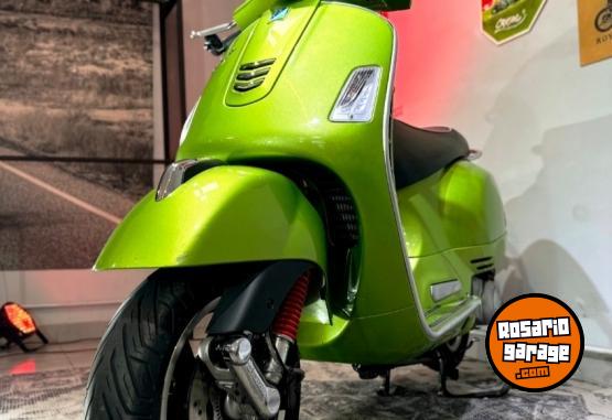 Motos - Vespa GTS 300 SUPER 2018 Nafta 5239Km - En Venta