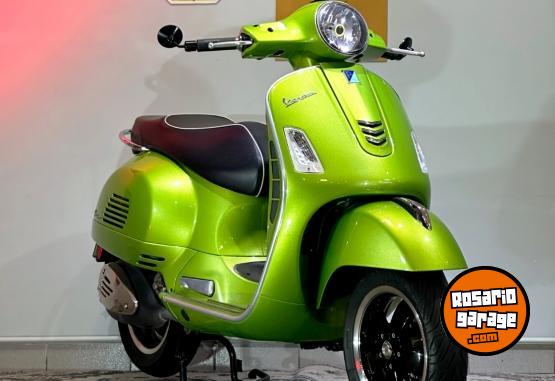 Motos - Vespa GTS 300 SUPER 2018 Nafta 5239Km - En Venta