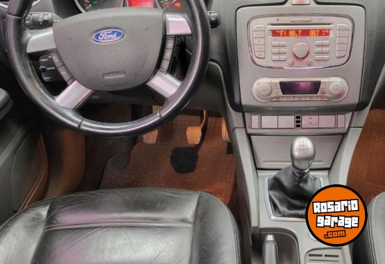 Autos - Ford FOCUS EXE GHIA 1.8 D 2012 Diesel 243000Km - En Venta