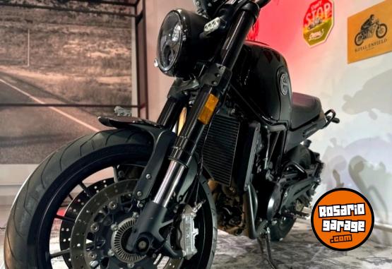 Motos - Benelli LEONCINO 500 2023 Nafta 8600Km - En Venta