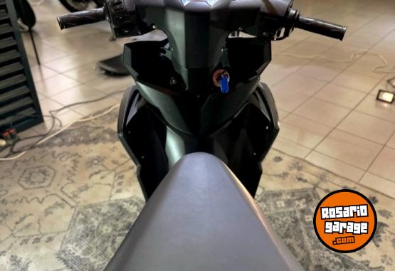 Motos - Yamaha ZR115 2022 Nafta 11900Km - En Venta
