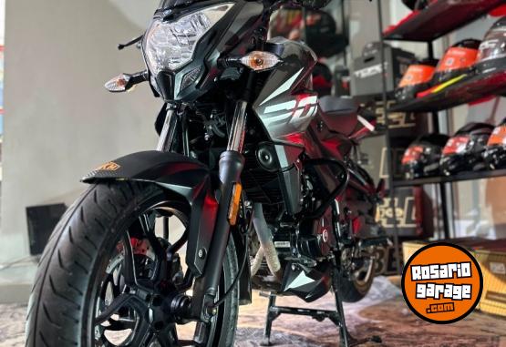 Motos - Bajaj ROUSER NS200 2021 Nafta 4000Km - En Venta