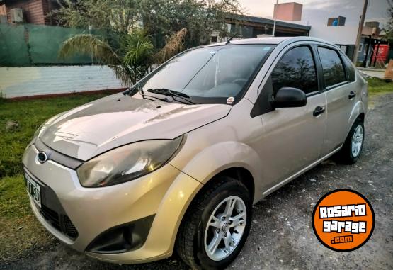 Autos - Ford Fiesta max Impecable 2011 GNC 90000Km - En Venta
