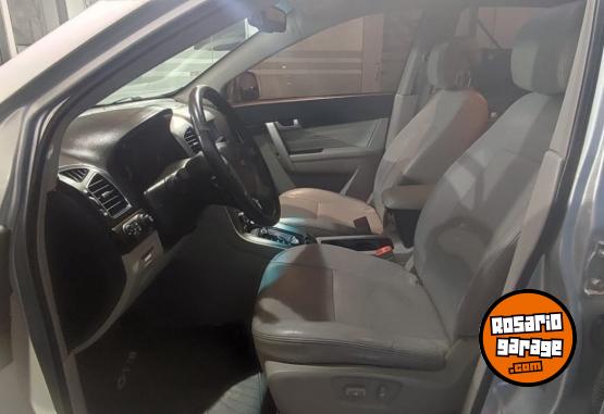 Camionetas - Chevrolet CAPTIVA 2.2D LTZ AT 2016 Diesel 166000Km - En Venta