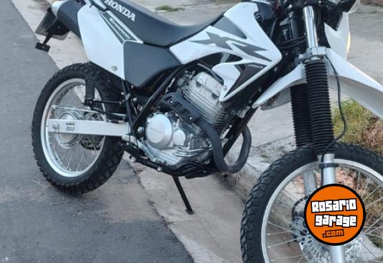 Motos - Honda Xr 2023 Nafta 1500Km - En Venta