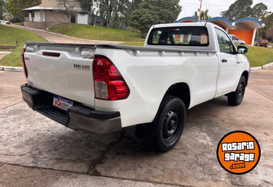 Camionetas - Toyota HILUX 4x2 DX 2.4 TDI MT C 2017 Diesel 273000Km - En Venta