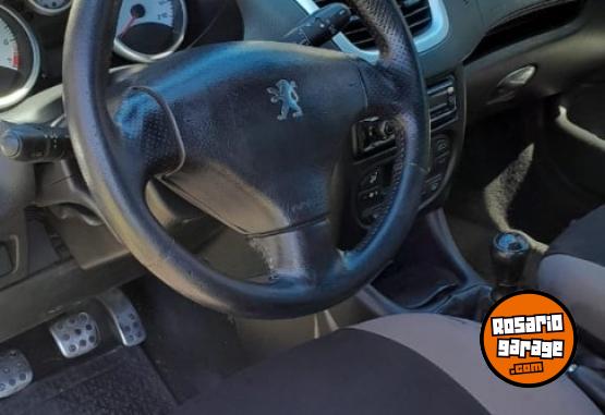 Autos - Peugeot 207 Compact versi�n full 2009 Nafta 219800Km - En Venta