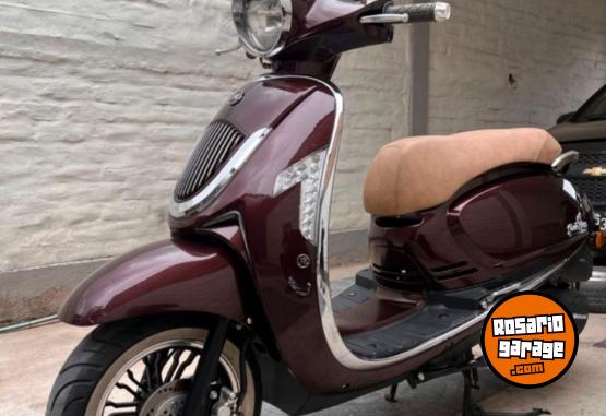 Motos - Motomel Strato Alpino 2024 Nafta 8900Km - En Venta
