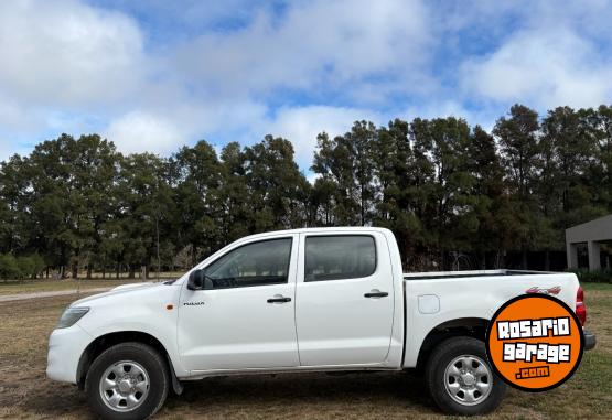 Camionetas - Toyota Hilux 2.5 Dc 4X4 Td Dx Pa 2015 Diesel 220000Km - En Venta