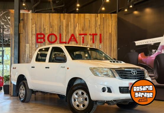 Camionetas - Toyota Hilux 2.5 Dc 4X4 Td Dx Pa 2015 Diesel 220000Km - En Venta