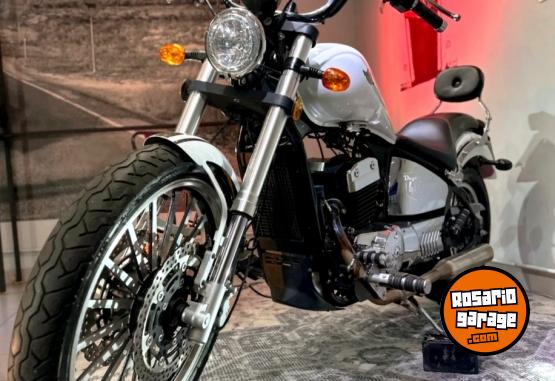 Motos - RVM DAYTONA 400 2021 Nafta 6077Km - En Venta