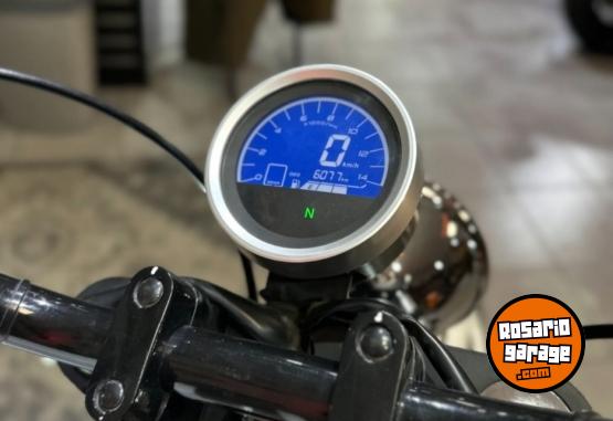 Motos - RVM DAYTONA 400 2021 Nafta 6077Km - En Venta