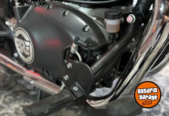 Motos - Royal Enfield SUPER METEOR 650 2024 Nafta 2200Km - En Venta