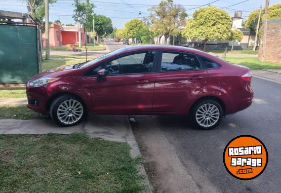 Autos - Ford ford fiesta kinety 2016 Nafta 128000Km - En Venta