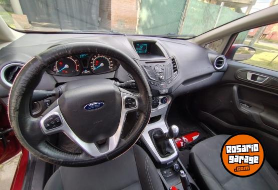 Autos - Ford ford fiesta kinety 2016 Nafta 128000Km - En Venta