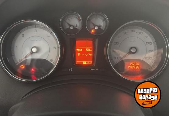 Autos - Peugeot 308 allure hdi 2015 Diesel 140000Km - En Venta