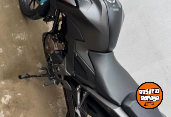 Motos - Honda CB 300 2025 Nafta 9400Km - En Venta
