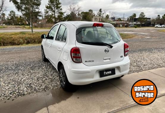 Autos - Nissan March 2014 Nafta 180000Km - En Venta