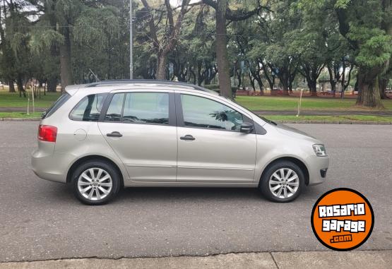 Autos - Volkswagen SURAN 2010 Nafta 119000Km - En Venta