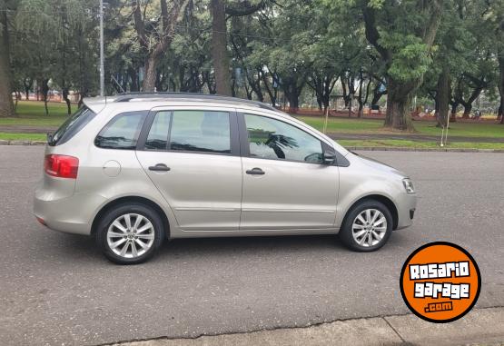 Autos - Volkswagen SURAN 2010 Nafta 119000Km - En Venta