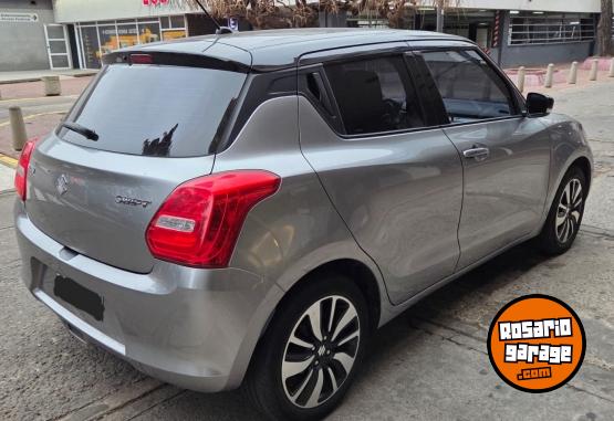 Autos - Suzuki SWIFT GLX  CVT BITONO 2018 Nafta 70000Km - En Venta