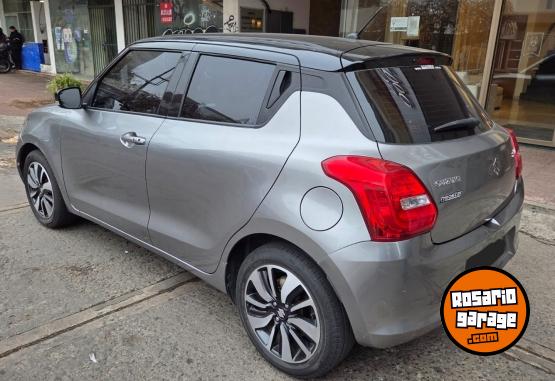 Autos - Suzuki SWIFT GLX  CVT BITONO 2018 Nafta 70000Km - En Venta