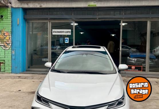 Autos - Toyota Corolla 2.0 SEG CVT 2022 Nafta 45000Km - En Venta