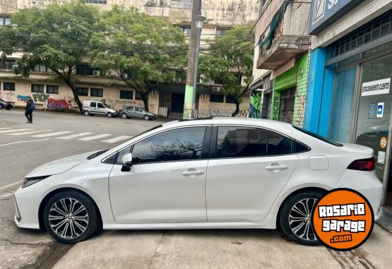 Autos - Toyota Corolla 2.0 SEG CVT 2022 Nafta 45000Km - En Venta