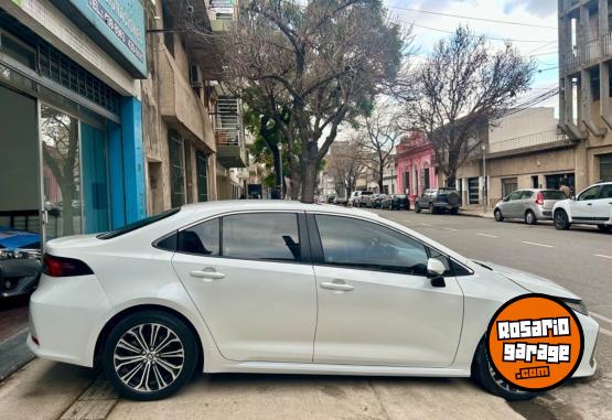 Autos - Toyota Corolla 2.0 SEG CVT 2022 Nafta 45000Km - En Venta
