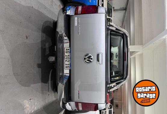 Camionetas - Volkswagen AMAROK HIGHLINE 4X4MT 180 2023 Diesel 25000Km - En Venta