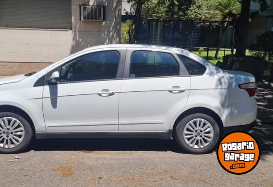 Autos - Fiat Grand Siena 2016 Nafta 150000Km - En Venta
