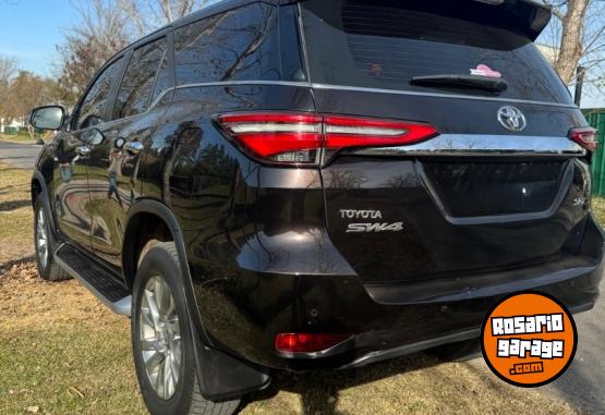 Camionetas - Toyota Sw4 srx 2021 Diesel 118000Km - En Venta