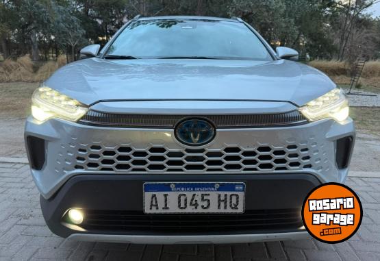 Autos - Toyota Corolla Cross 1.8 Seg Hv 2026 Electrico / Hibrido 7500Km - En Venta