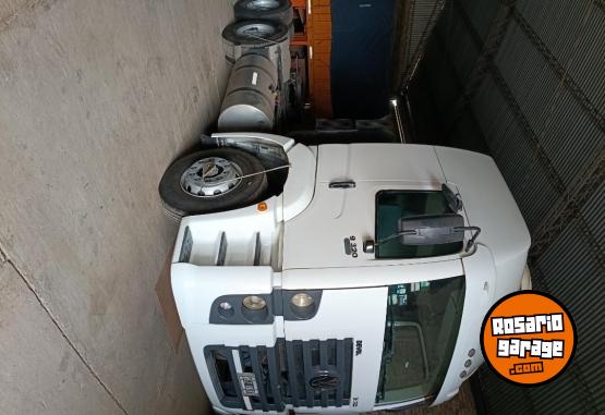 Camiones y Grúas - Volkswagen 19320 3er eje - En Venta