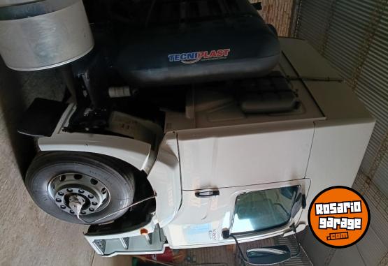 Camiones y Grúas - Volkswagen 19320 3er eje - En Venta