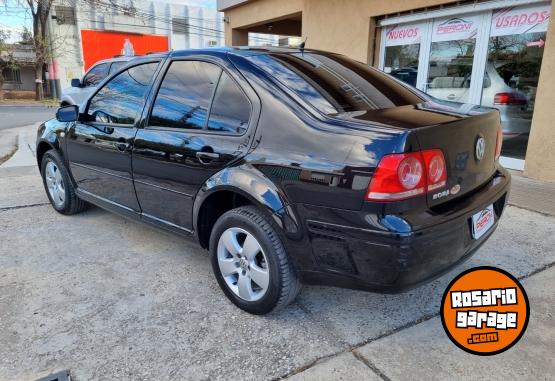 Autos - Volkswagen Bora Trendline tdi 2010 Diesel 260000Km - En Venta