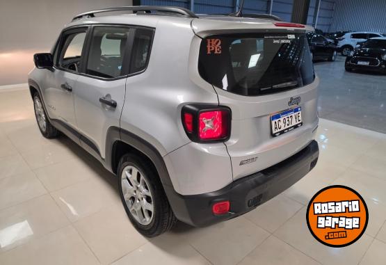 Camionetas - Jeep Renegade Sport At6 2018 Nafta 85000Km - En Venta