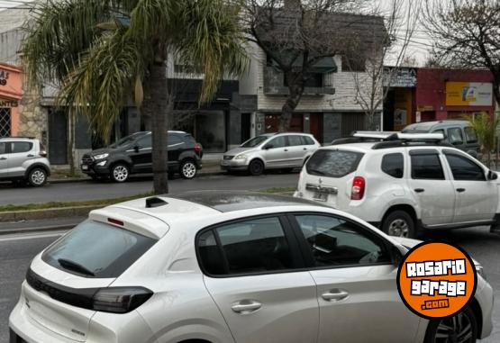 Autos - Peugeot 208 2026 Nafta 7300Km - En Venta