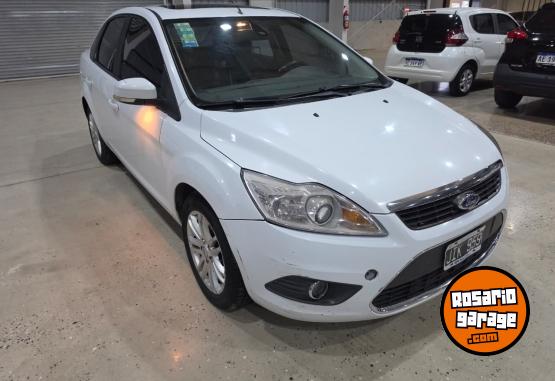 Autos - Ford Focus Ghia 2010 Diesel 250000Km - En Venta