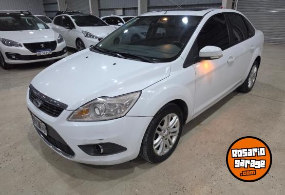 Autos - Ford Focus Ghia 2010 Diesel 250000Km - En Venta
