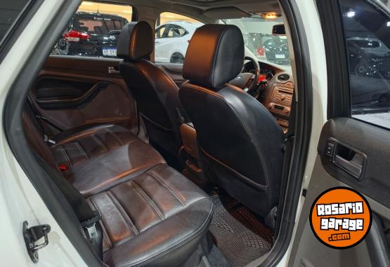 Autos - Ford Focus Ghia 2010 Diesel 250000Km - En Venta