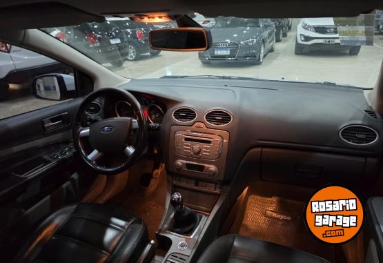 Autos - Ford Focus Ghia 2010 Diesel 250000Km - En Venta