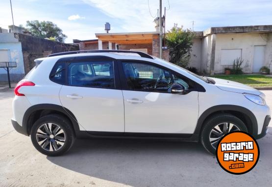 Autos - Peugeot Feline 2021 Nafta 78000Km - En Venta